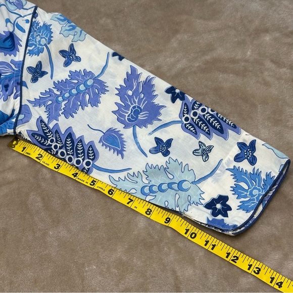 Gretchen Scott Top Tunic Blue White Abstract Floral Split Neck V-Neck Small - Picture 5 of 8